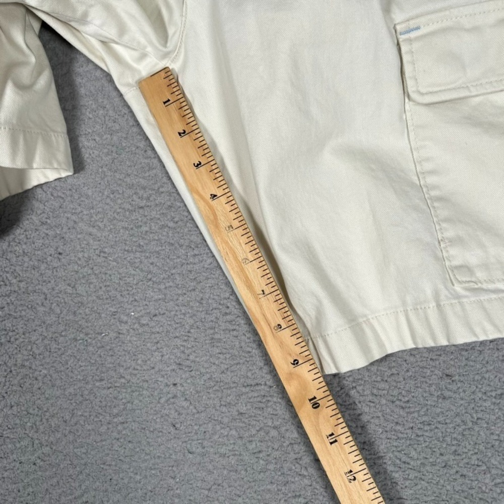 Tommy Bahama Shorts Mens 32 Cream Cargo Casual Preppy Chino Pockets Logo Adult - Picture 8 of 11